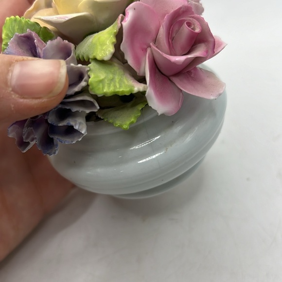 Vintage Thorley Bone China Decor Art Collectible Flower Vase Basket White Pink - Picture 6 of 9